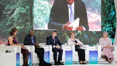 5 panelists on stage during an event during the One Planet Summit in Nairobi in 2019.